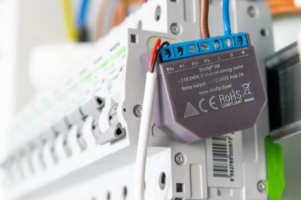 Shelly EM – Modulo Contatore di Energia WiFi con Pinza 50A - immagine 3